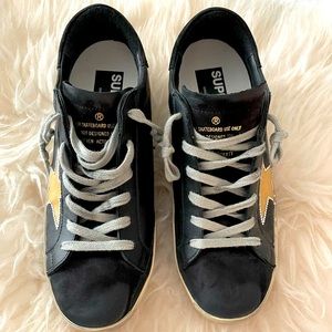 Golden Goose Sneakers 40